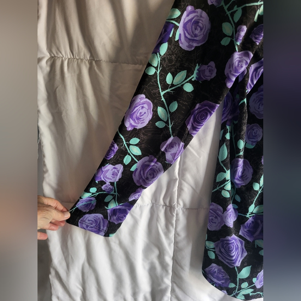 LuLaRoe Lynnae 2XL Black/Purple/Green - Picture 3 of 5